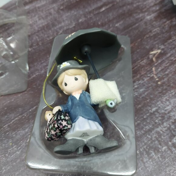 Hallmark Keepsake Precious Moments Disney Mary Poppins Christmas Tree Ornament - Picture 3 of 6